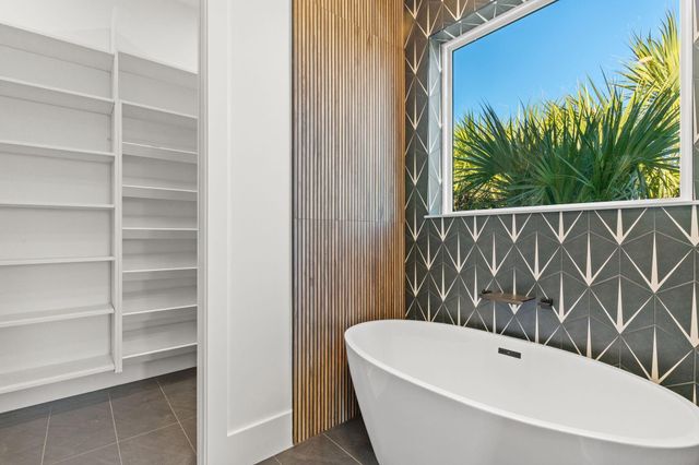 4774 Calatrava Court, Destin, FL 32541