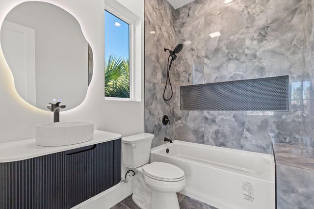 4774 Calatrava Court, Destin, FL 32541