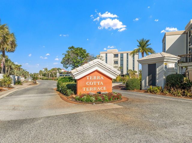 4774 Calatrava Court, Destin, FL 32541