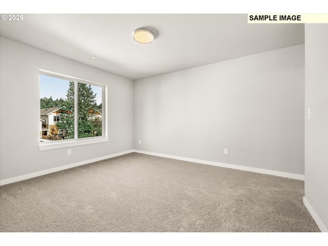153 Nw MAWRCREST Ave, Gresham, OR 97030