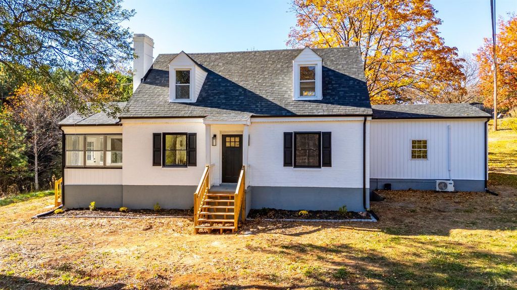 1612 S Amherst Highway, Amherst, VA 24521