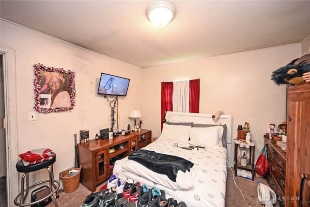 2136 Ravenwood Avenue, Dayton, OH 45406