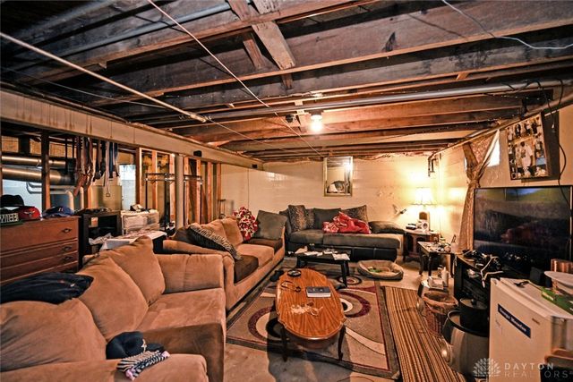 2136 Ravenwood Avenue, Dayton, OH 45406