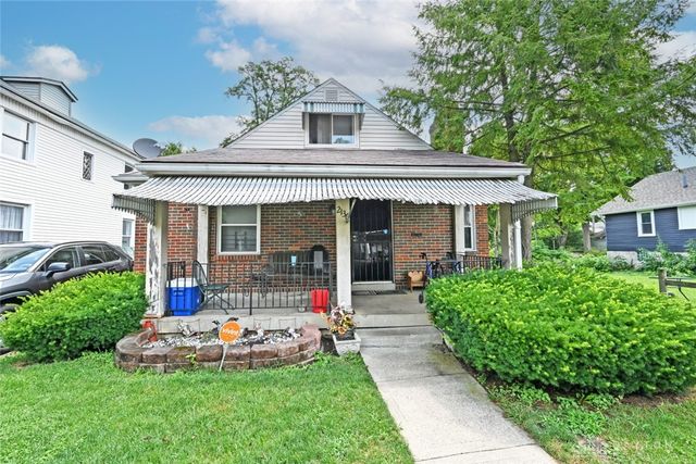 2136 Ravenwood Avenue, Dayton, OH 45406