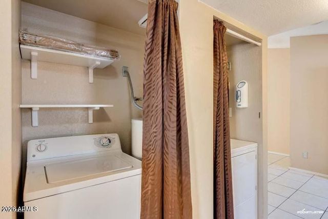 1402 S JENTILLY Lane 205, Tempe, AZ 85281