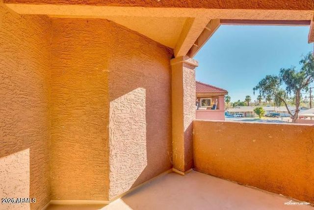 1402 S JENTILLY Lane 205, Tempe, AZ 85281