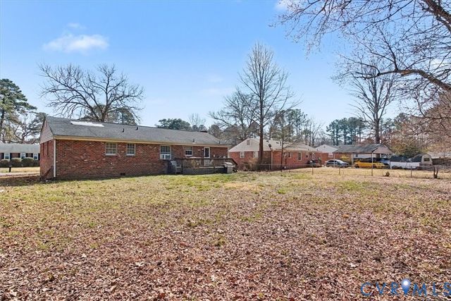 512 W Crieff Rd, Richmond, VA 23225