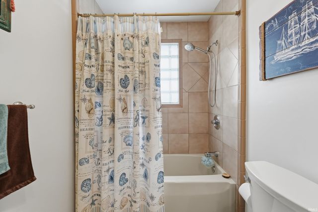 4106 Elmcrest Drive, Fort Wayne, IN 46809