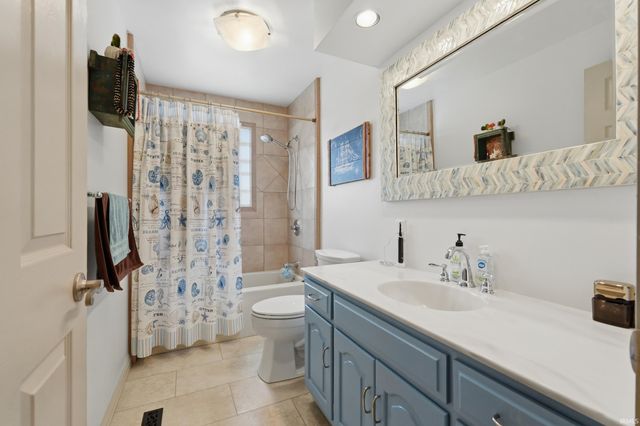 4106 Elmcrest Drive, Fort Wayne, IN 46809