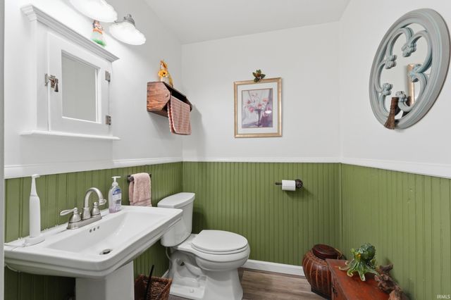 4106 Elmcrest Drive, Fort Wayne, IN 46809