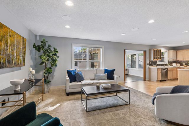 1918 Berkeley Avenue, Saint Paul, MN 55105
