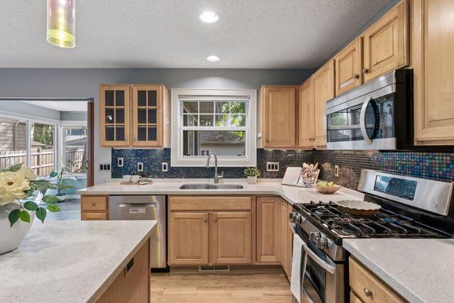 1918 Berkeley Avenue, Saint Paul, MN 55105
