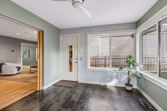 1918 Berkeley Avenue, Saint Paul, MN 55105