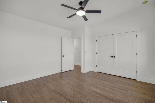8 Village Crest Drive, Greenville, SC 29607