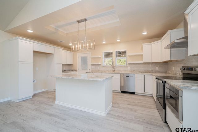 117 Cypress Circle, Mt Vernon, TX 75457