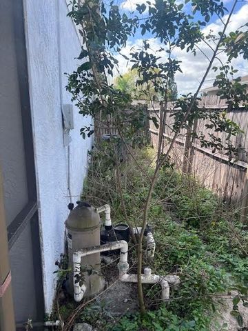 7607 BRAMBLEWOOD DRIVE, Port Richey, FL 34668