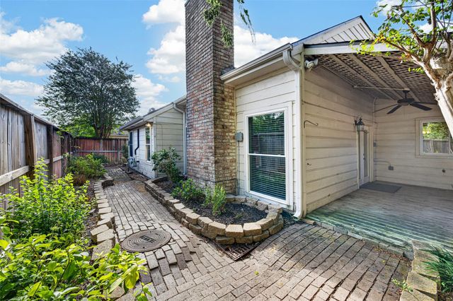 14122 Woodnook Drive, Houston, TX 77077