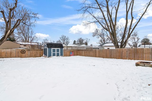 2512 Sutherland Road, Springfield, IL 62702