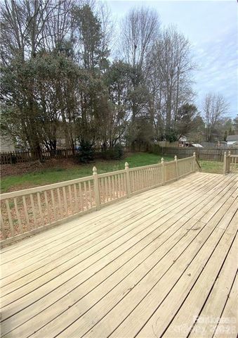 6217 Bandy Drive, Charlotte, NC 28227