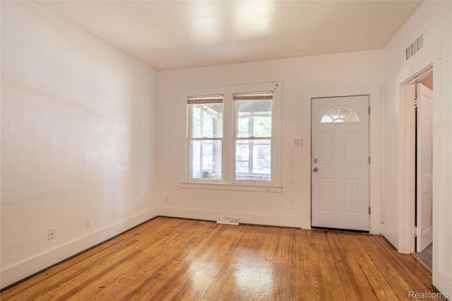 207 Richter Street, River Rouge, MI 48218