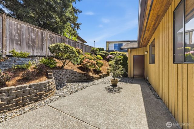 29646 2nd Avenue SW, Federal Way, WA 98023