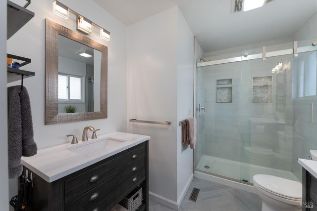 10450 Main St, Potter Valley, CA 95469