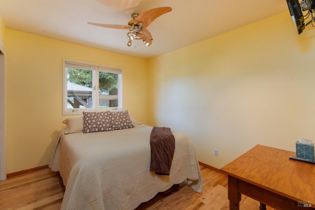 10450 Main St, Potter Valley, CA 95469