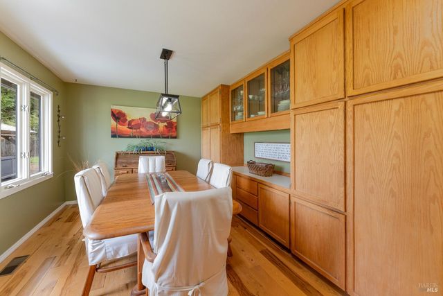 10450 Main St, Potter Valley, CA 95469