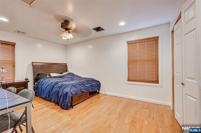 228 Henry Court, North Plainfield, NJ 07060