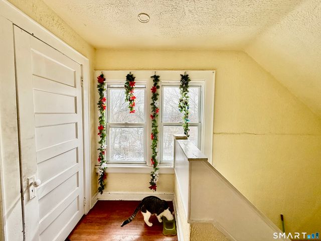 100-102 Ashley Street, Bridgeport, CT 06610