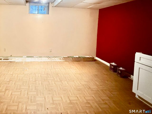 100-102 Ashley Street, Bridgeport, CT 06610