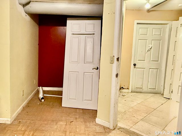 100-102 Ashley Street, Bridgeport, CT 06610