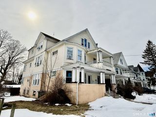 100-102 Ashley Street, Bridgeport, CT 06610