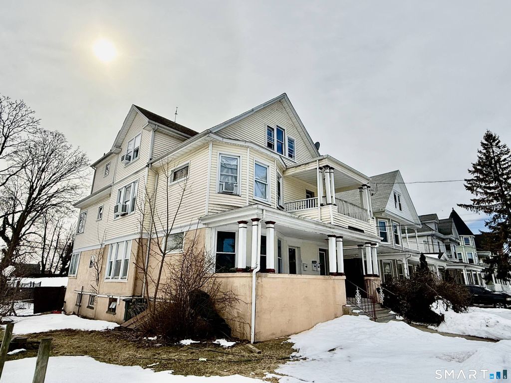 100-102 Ashley Street, Bridgeport, CT 06610