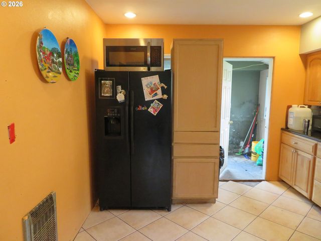 4095 Sw 173RD Ave, Beaverton, OR 97078