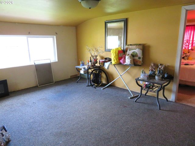 4095 Sw 173RD Ave, Beaverton, OR 97078