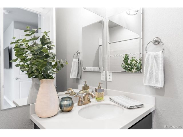 1948 Tiverton Ave, Broomfield, CO 80023