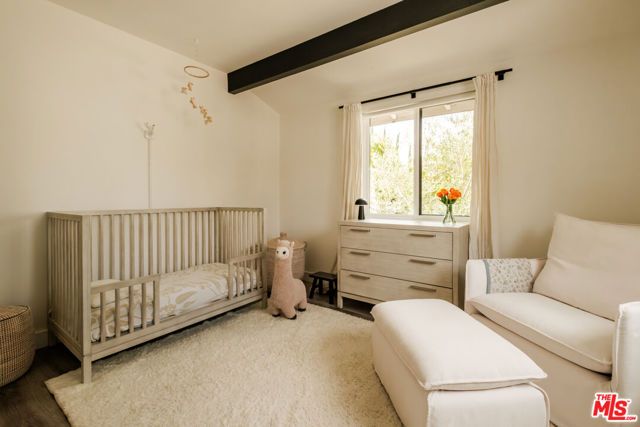 23262 Ostronic Drive, Woodland Hills (los Angeles), CA 91367