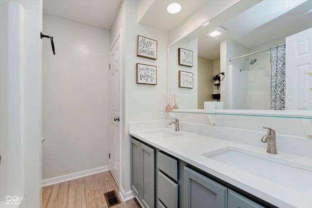 303 Countrywood Drive, Noblesville, IN 46060