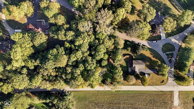 303 Countrywood Drive, Noblesville, IN 46060