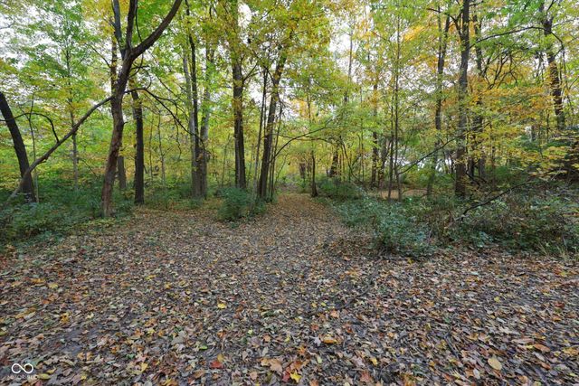 303 Countrywood Drive, Noblesville, IN 46060