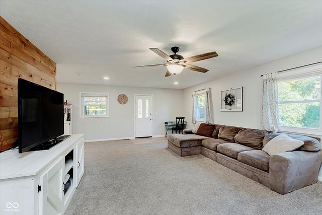 303 Countrywood Drive, Noblesville, IN 46060