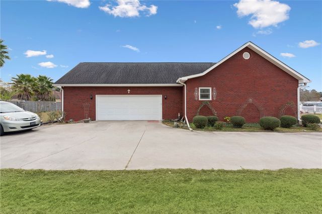 932 Hitching Post Lane, Waycross, GA 31503