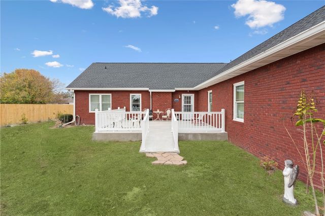 932 Hitching Post Lane, Waycross, GA 31503