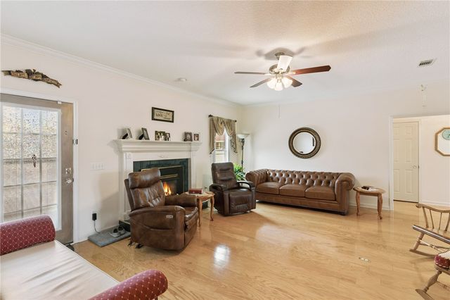 932 Hitching Post Lane, Waycross, GA 31503