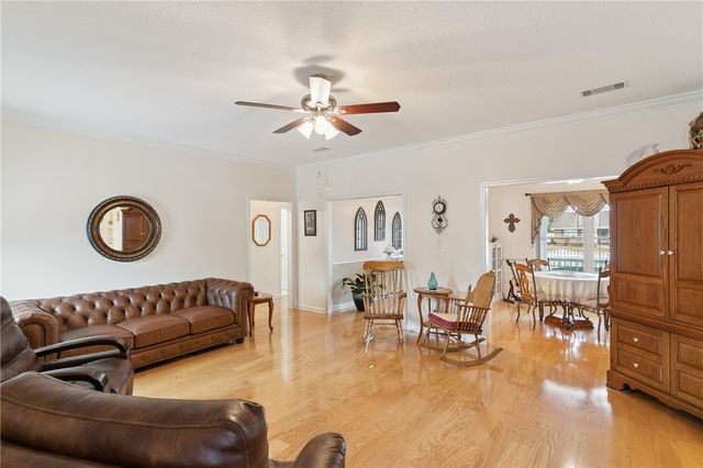 932 Hitching Post Lane, Waycross, GA 31503