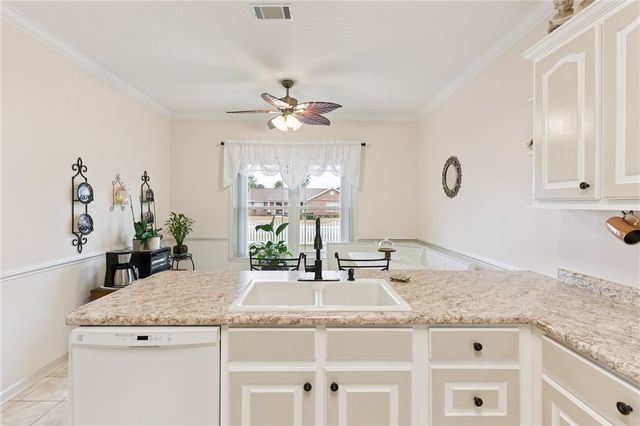 932 Hitching Post Lane, Waycross, GA 31503