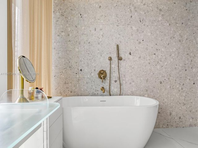 2678 Tigertail Ave 1806, Miami, FL 33133