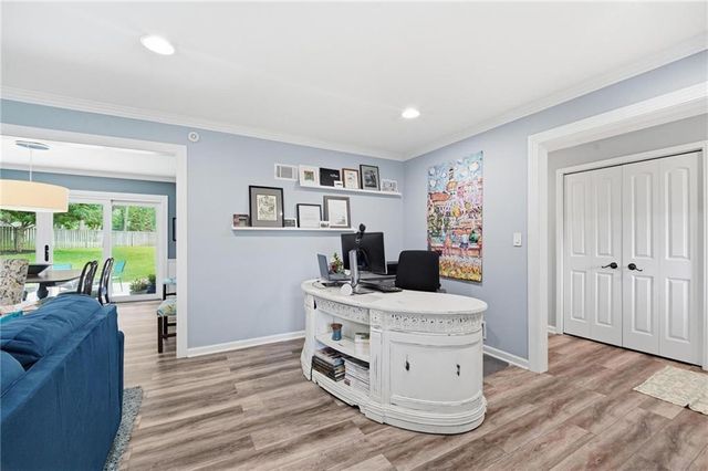 1216 W 97 Street, Kansas City, MO 64114