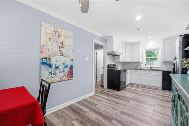 1216 W 97 Street, Kansas City, MO 64114